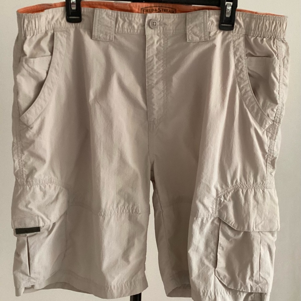 Field & Stream Tan Cargo Shorts for Outdoor Adventures Men’s Size X-Large